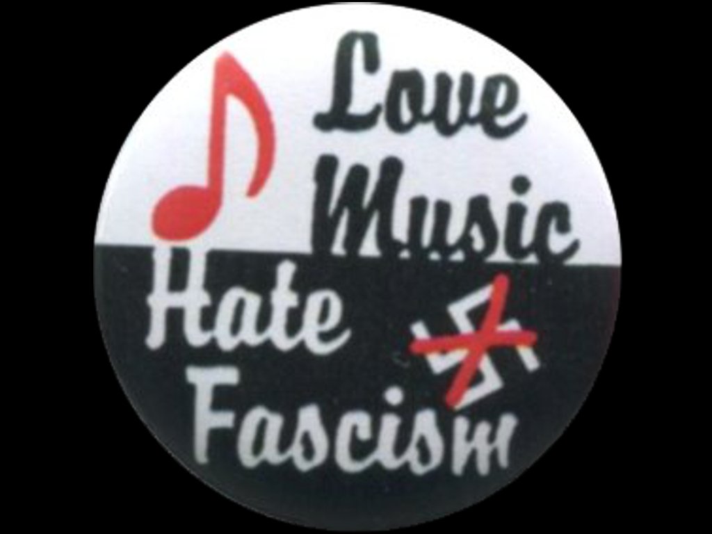 placka 25 love music hate fascism color