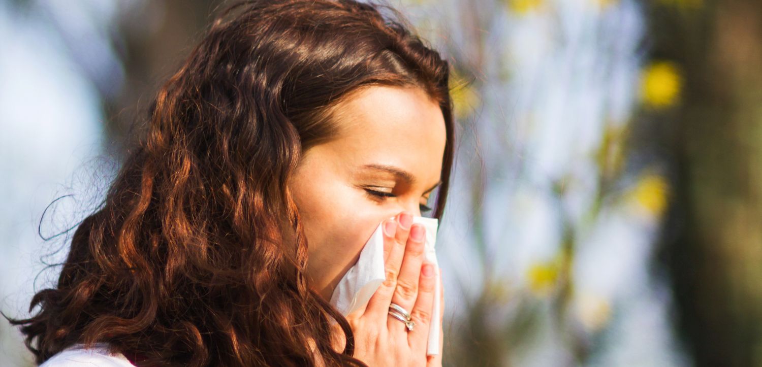 Kvercetín: aké má účinky + kedy má zmysel kombinácia s bromelaínom alebo vitamínom B5?