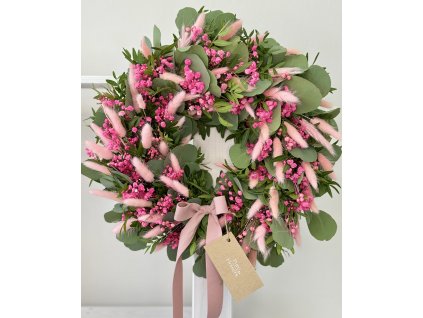 Přírodní věnec - růžový 40cm