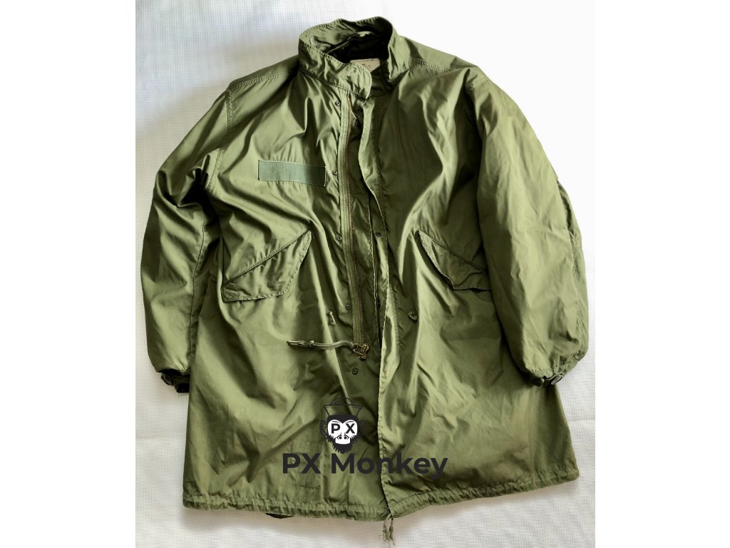 M 65 PARKA, EXTREME COLD WEATHER (FISHTAIL) - 1972 - MEDIUM M 65 PARKA, EXTREME COLD WEATHER (FISHTAIL) - 1972 - MEDIUM