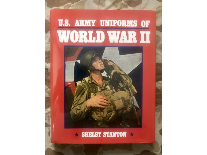 Kniha "US Army Uniforms of World War II"