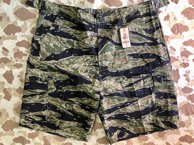 REPRO - Tiger Stripe XL shorts