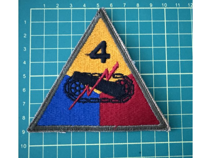 Nášivka 4th Armored Division "ROLLING FOURTH"