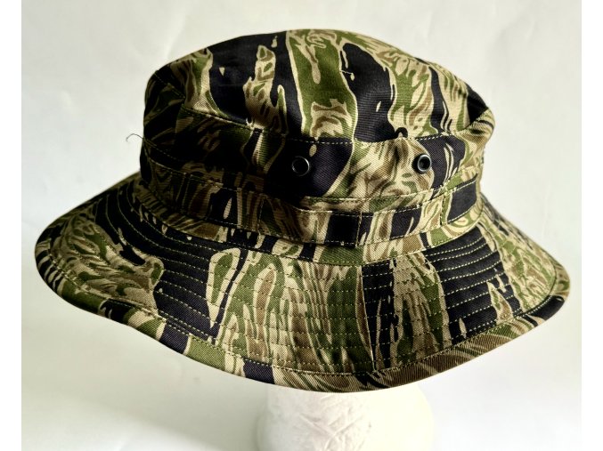 REPRO - Klobouk Tiger Stripe - Medium