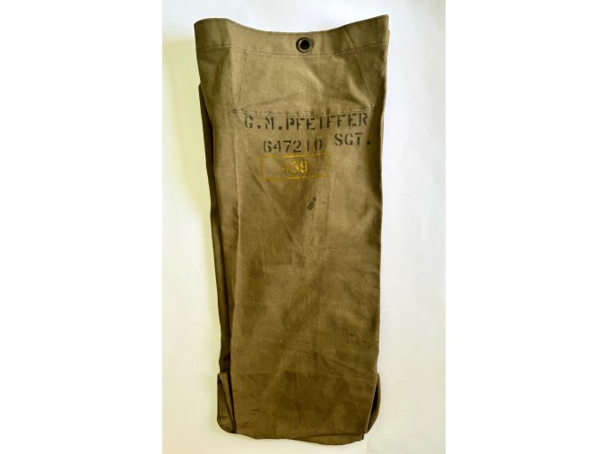 WW II USMC Duffel Bag "Pfeiffer