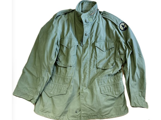 US Army M-65 Field Jacket | Dated 1977 | 94th ARCOM Patch | Brass Zip | Large Regular