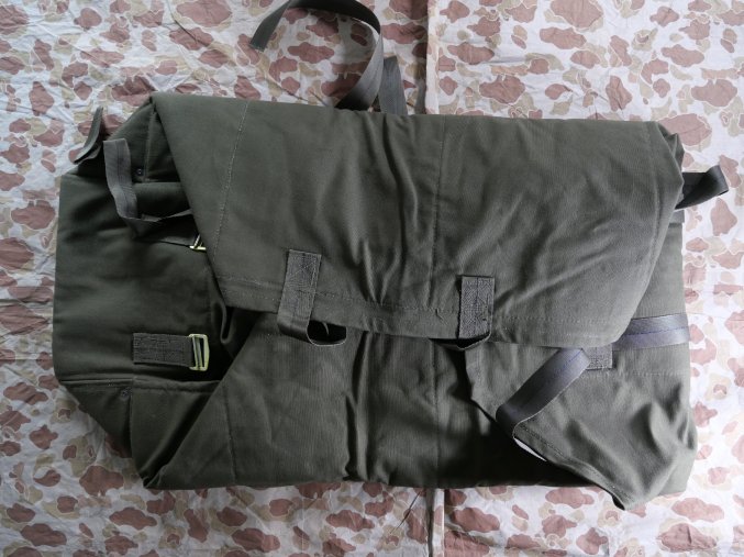 Pack, Parachutists, Weapons and Individual Equipment 1968