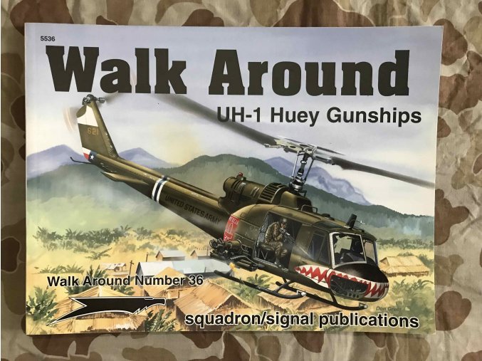 Publikation "Walk Around UH-1 Huey Gunships"
