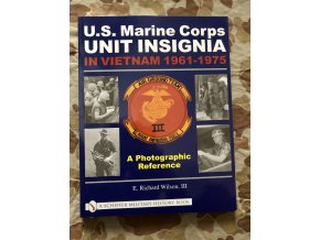 Book "U.S. Marine Corps Unit Insignia in Vietnam 1961-1975"
