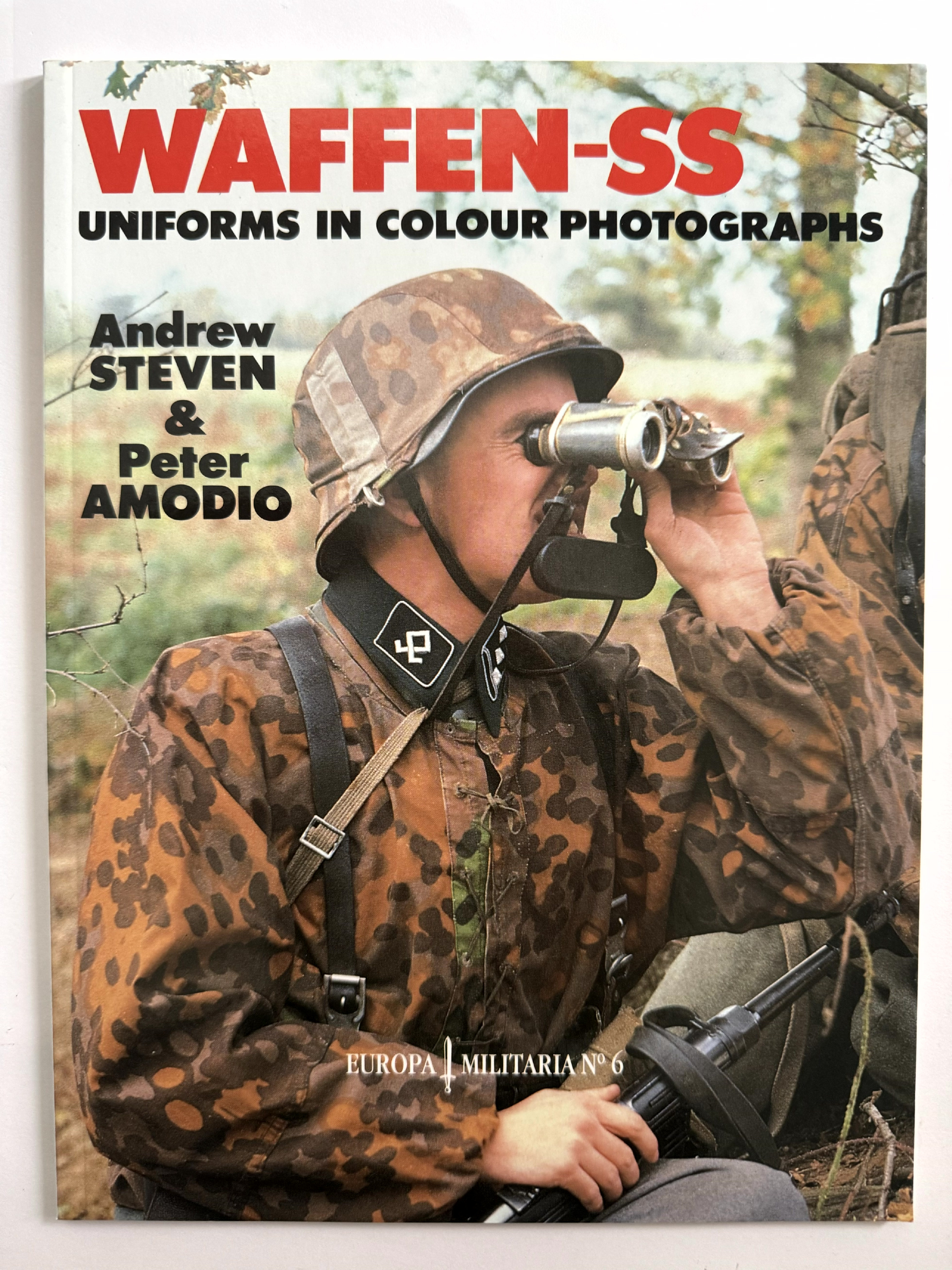 Waffen SS Uniforms in colour photographs