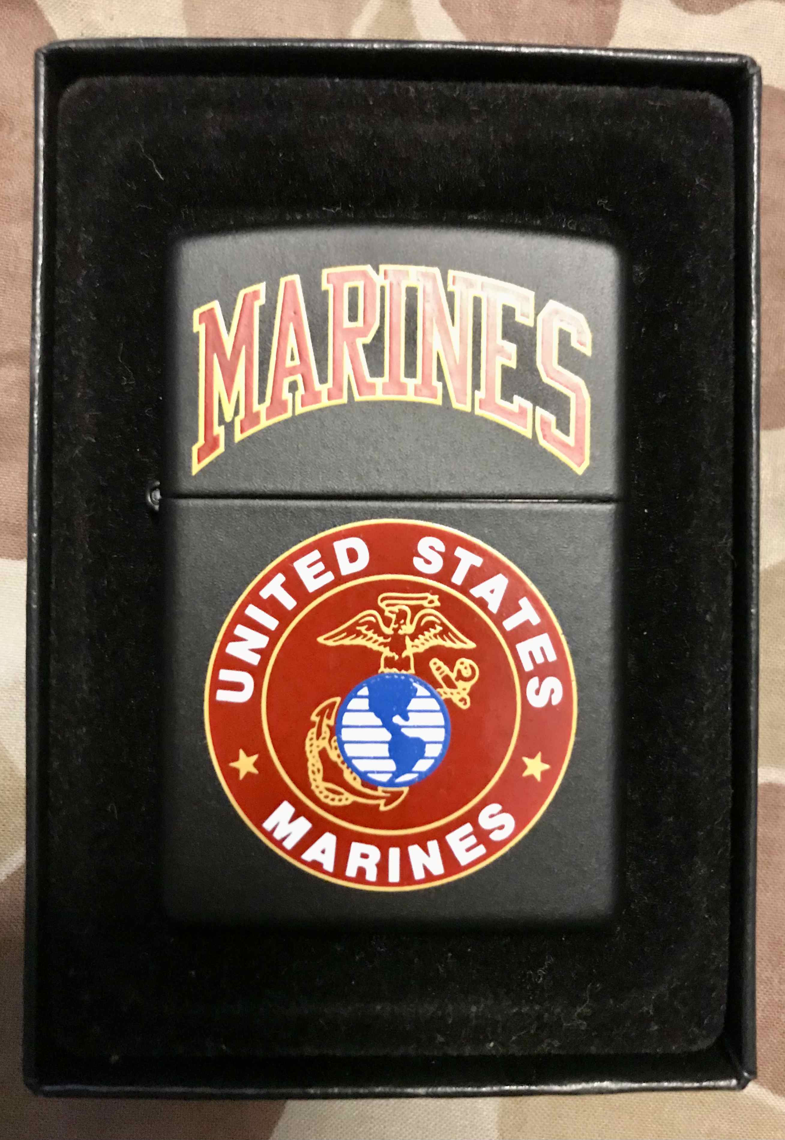 Zapalovač Zippo Marines