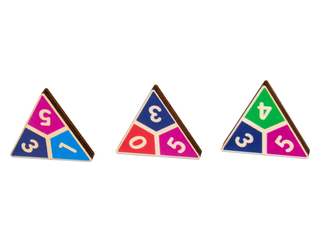 Cayro 108 - Domino Triangular Metal Box (FSC)