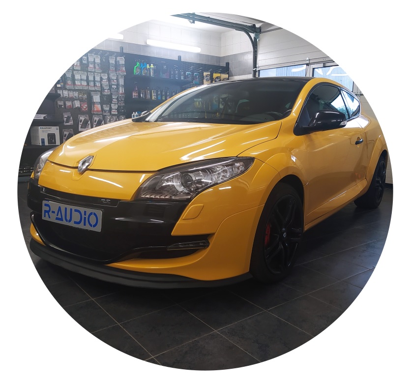 Renault Megane III RS – výměna předních reproduktorů a vytlumení dveří