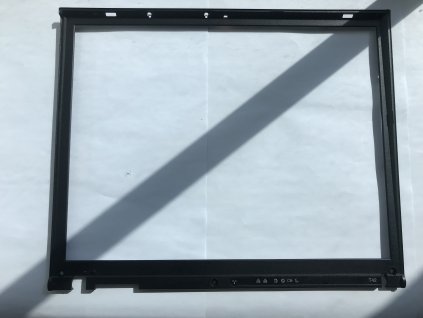 LCD rámeček pro IBM ThinkPad T42  P/N 91P9526