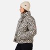 Rossignol W ARETU ALLOVER DOWN JKT-NATURE WILD LEOPARD PRINT-TA - JACKETS (Varianta 00L)