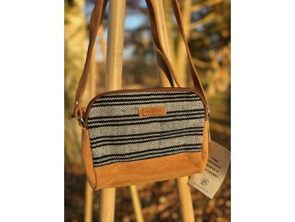 Kabelka Woven Shell modrá