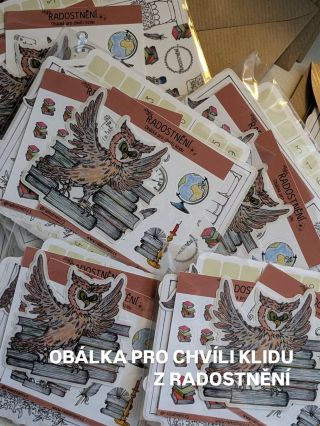 • Obálka pro chvíli klidu z Radostnění. Malá velká radost, která Vám přistane ve schránce 💌 Takhle vypadala obálka za září...