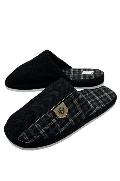 Pánské černé domácí papuče 05