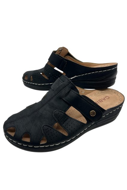 Dámske čierne papuče 23