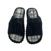 Pánské černé domácí papuče 07