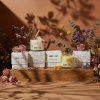 Sójová vosková svíčka Agnes + Cat Botanical - Windermere