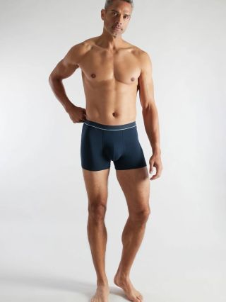 2pack pánských boxerek značky Ceceba z bambusové viskózy jsou extrémně jemné, prodyšné a antibakteriální. Díky plochým...