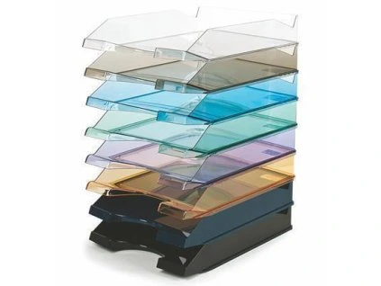 Zásuvka Victoria, čirá