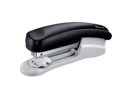 Sešívačka Leitz 5501, černá