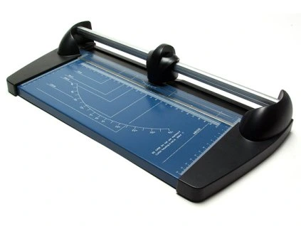 Řezačka A4, AR 330, kotoučová