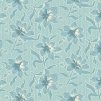 Látka bavlna v metráži 1604B s květinovým motivem, vzor modré květiny na světle modrém podkladu