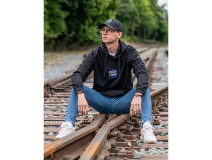 Mikina s nášivkou lokomotivy Orchestrion Šukafon 810