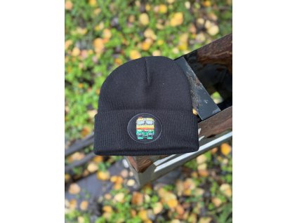 Zimní čepice s motivem lokomotivy a nášivkou vlaku 150 151 Krysa Potkan Banán Pražská dvojka