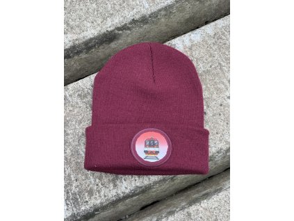 Zimní čepice kulich s potiskem a motivem lokomotivy 843 rakev Pendolino motorový vůz vlak