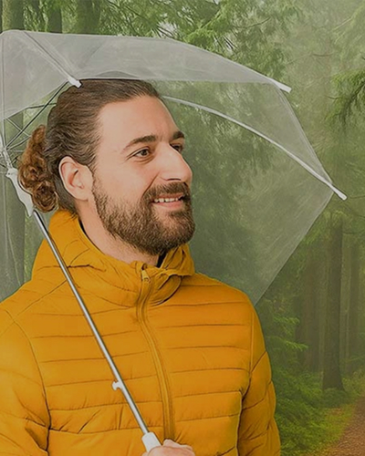 S průhledným deštníkem uvidíte svět okolo Vás