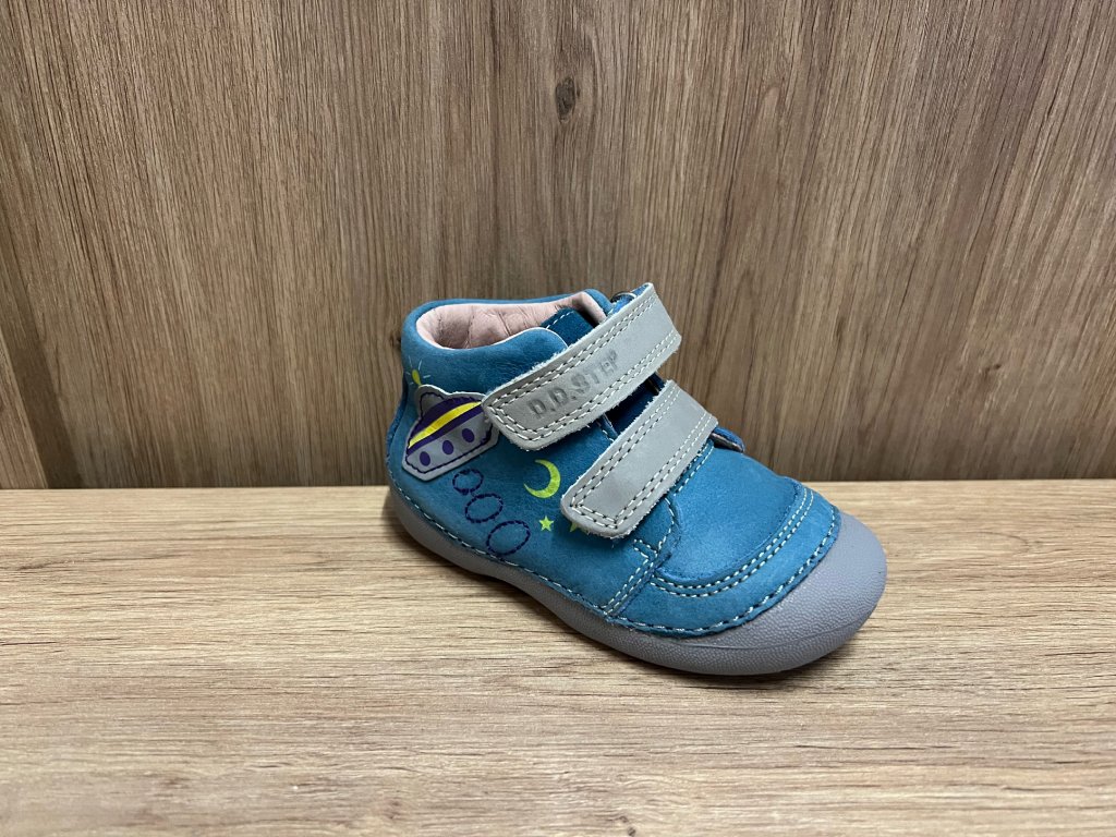 Chlapecká obuv 015-180A vel. 19-24