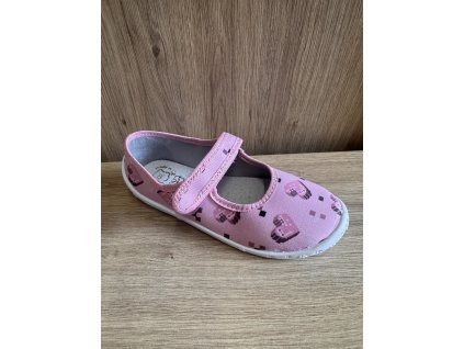 Dívčí bačkory Dorotka D52