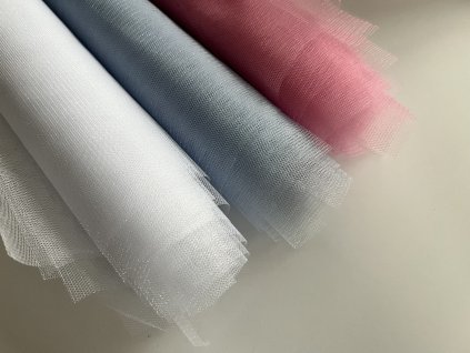 Tiul średnio sztywny 30x30