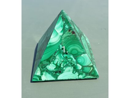 Malachitová pyramída