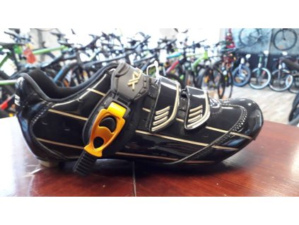 Tretry XLC Pro Road (Velikost 41 EU)