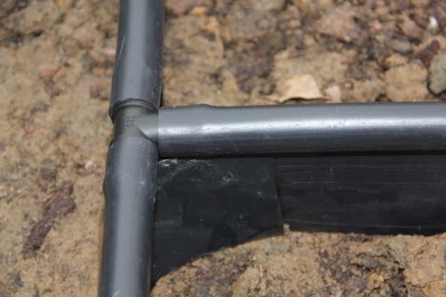 GTEX 25mm Konektor, Spojka " T " pro obrubník GARDEN DIAMOND ZAHRADA Sklad6 0527 >100
