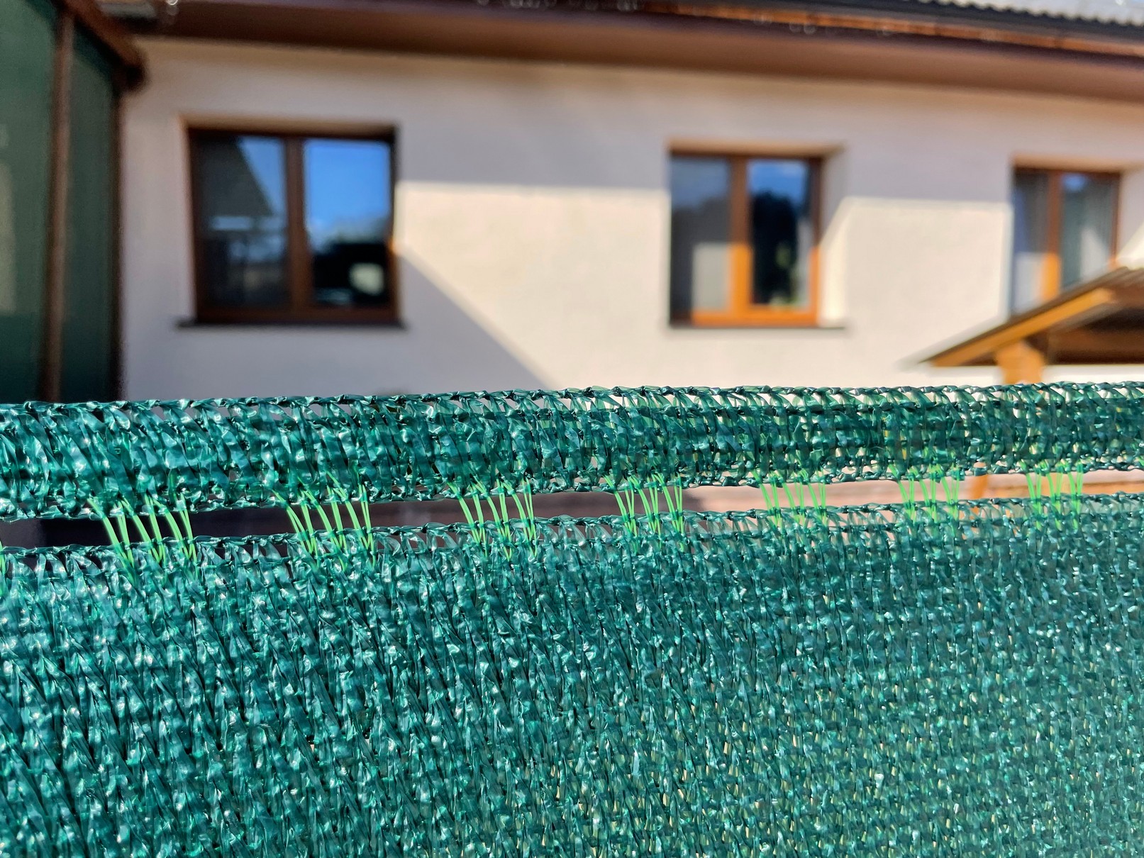 GTEX Stínící tkanina, rašlový úplet 100%, 200g/m2, 25 x 1,2m - zelená ZAHRADA Sklad6 0019 >100
