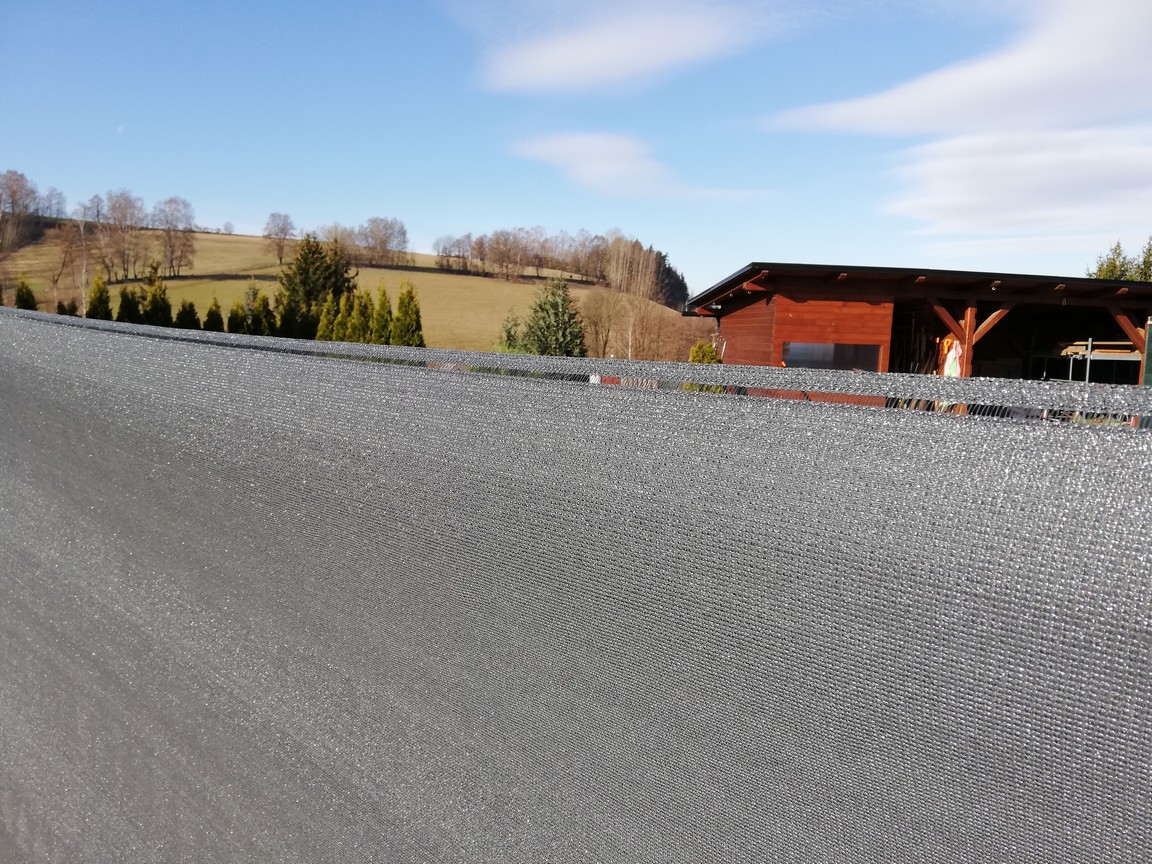 GTEX Stínící tkanina, rašlový úplet 100%, 200g/m2, 50 x 1,2m - antracit ZAHRADA Sklad6 0022 >100