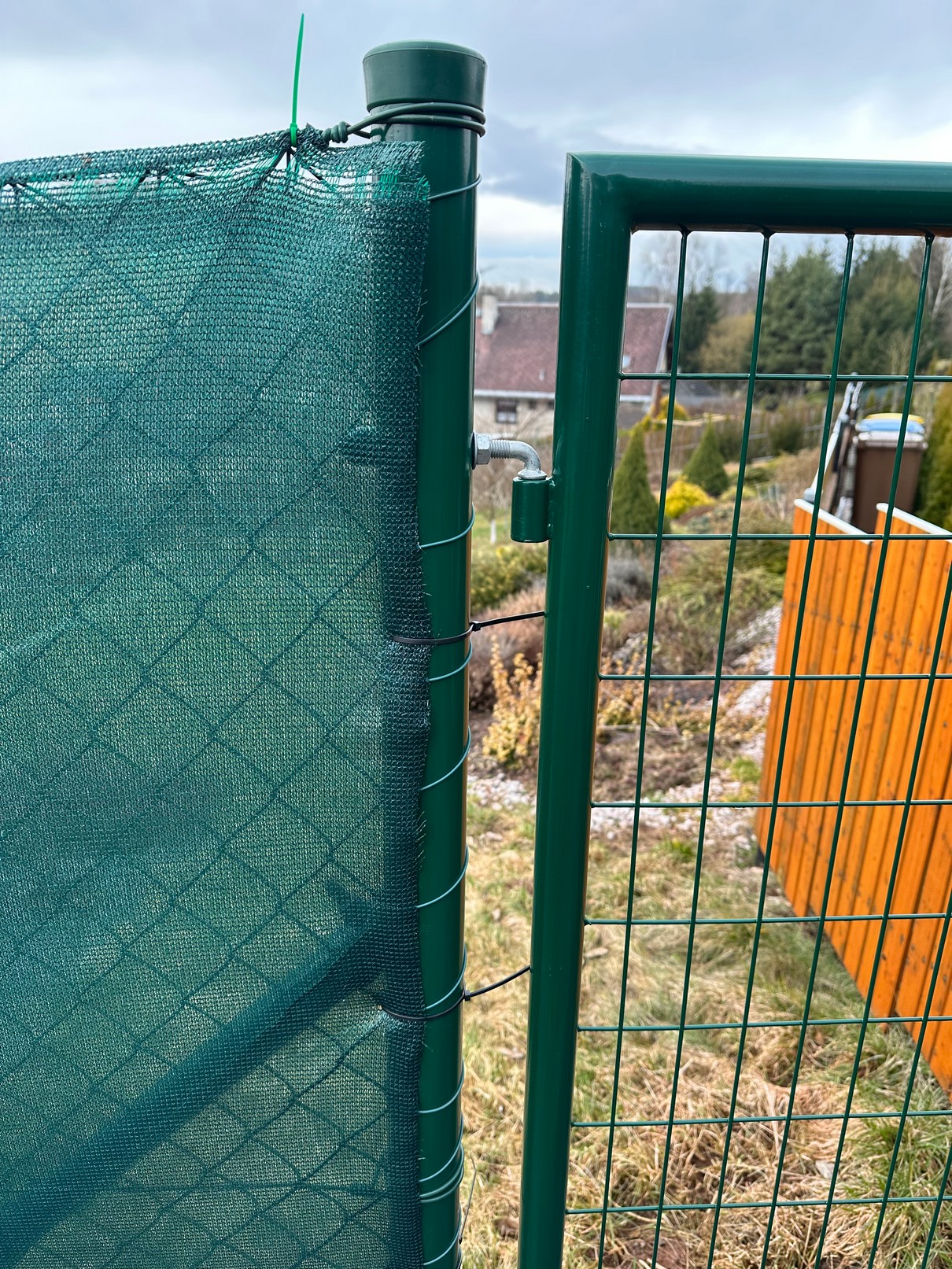 GTEX Stínící tkanina na plot – rašlový úplet 92 %, 150 g/m², 120 cm × 50 m, zelená ZAHRADA Sklad6 0075