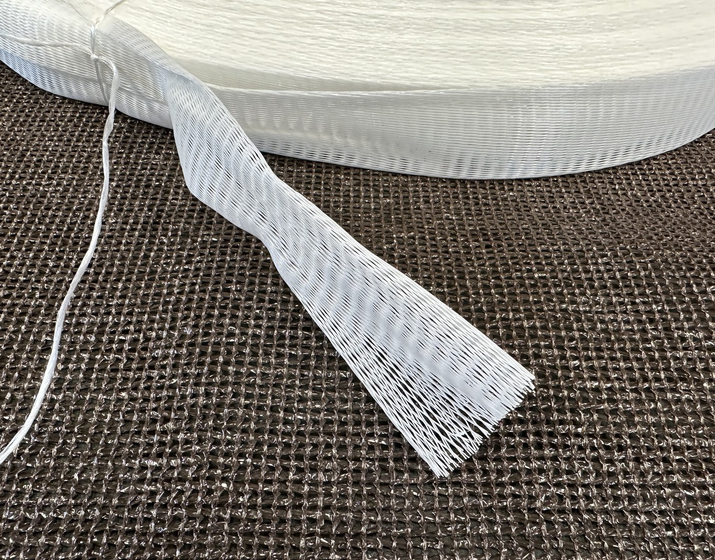 GTEX Obalová síťovina na česnek 4cm x 200m - bílá 1447 ZAHRADA Sklad6 1447