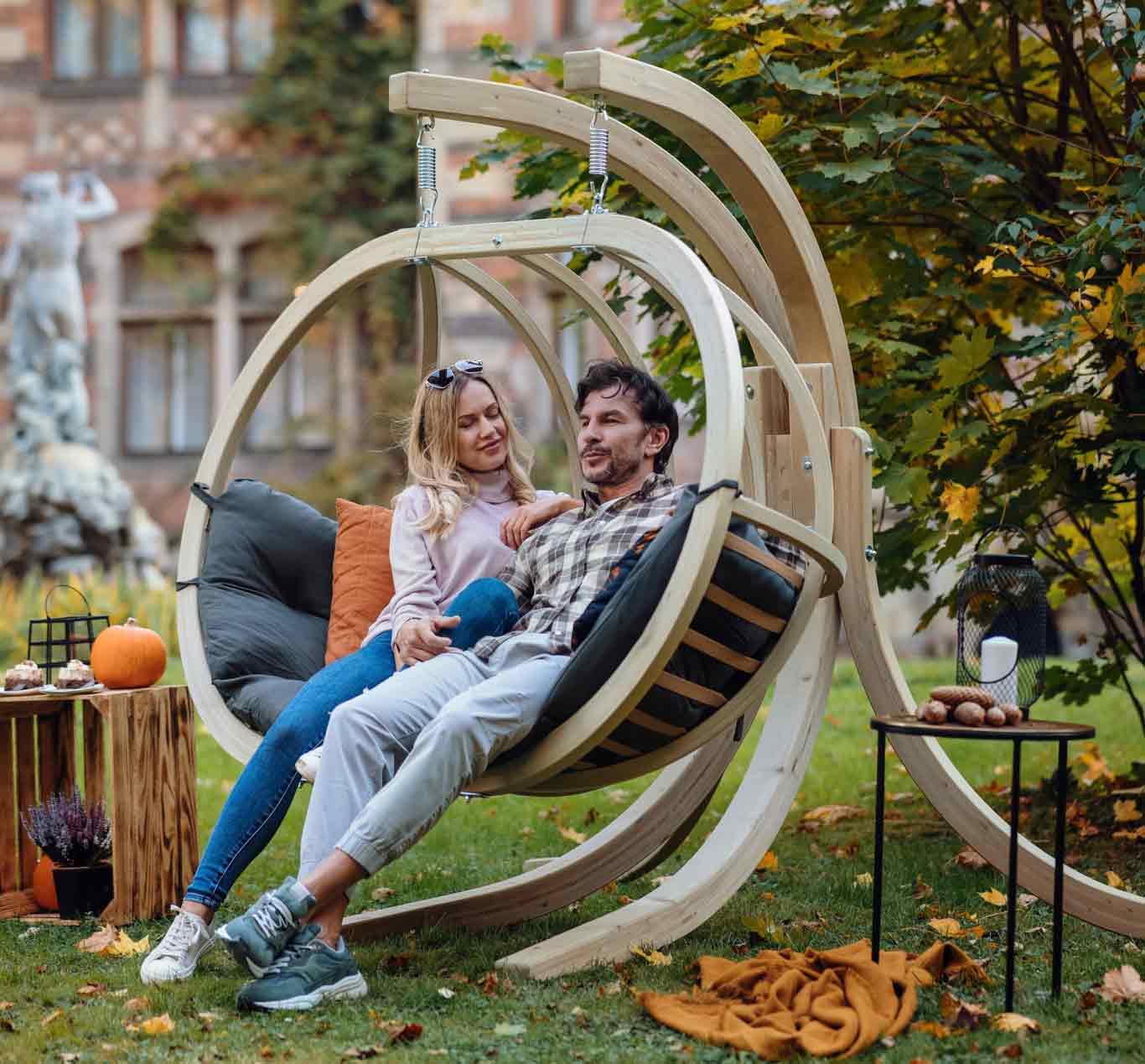 Hojdacie kreslá - ako ich vhodne skombinovať v interiéri počas zazimovania