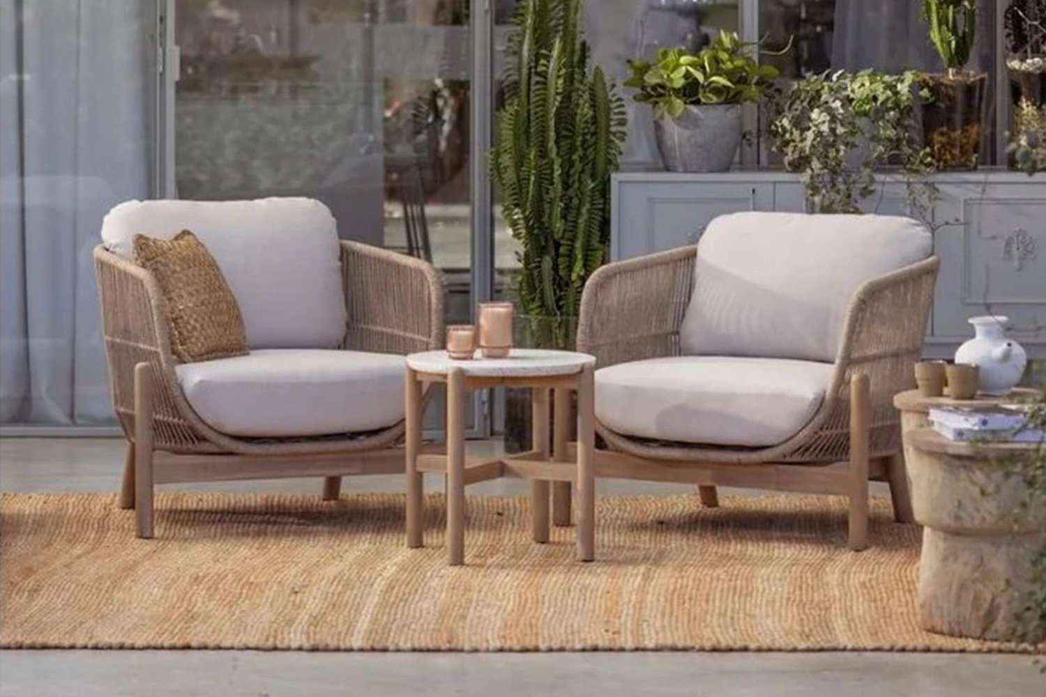 Ako správne skladovať ratanový záhradný nábytok počas zimy?