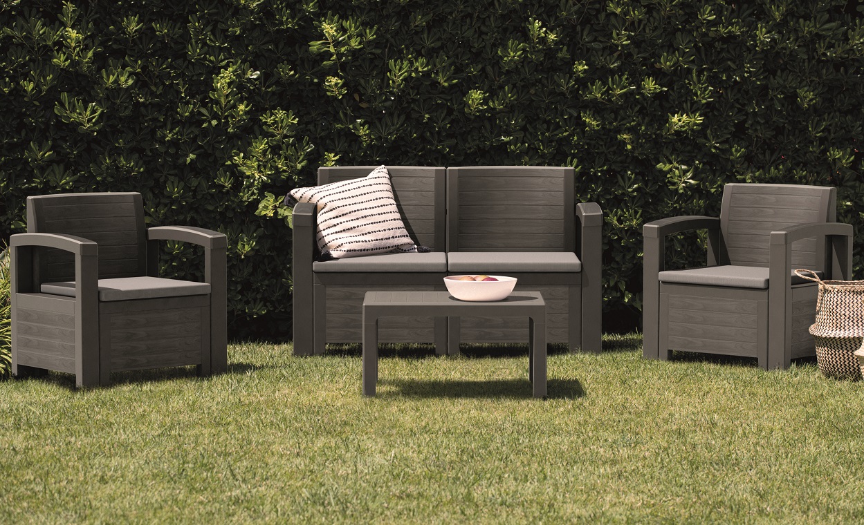 Ratanový nábytok sa ľahko ošetruje, je moderný a navyše ekologický