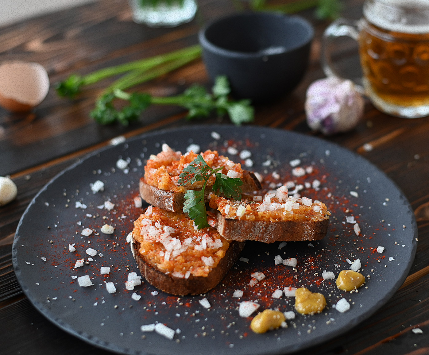 KALTGERÄUCHERTER HARZER KÄSE-TATAR À LA KAISER
