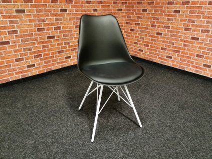 Nová jídelní židle DESY černobílá