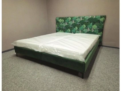 Nová postel s roštem 180x200 čalouněná zelené listy